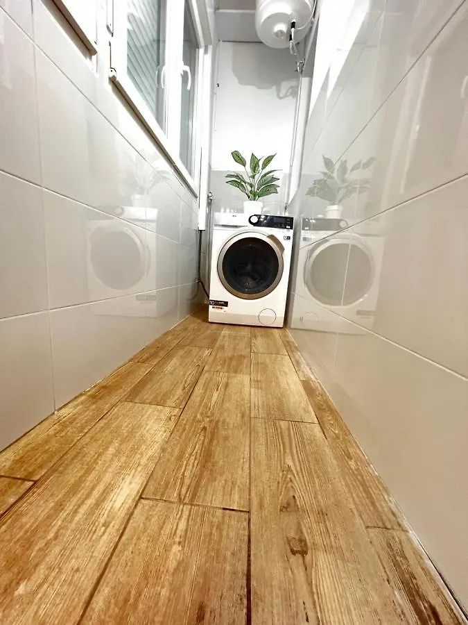 New Camp Nou Apartment/Diret Airport,Beautiful L'Hospitalet de Llobregat Spain
