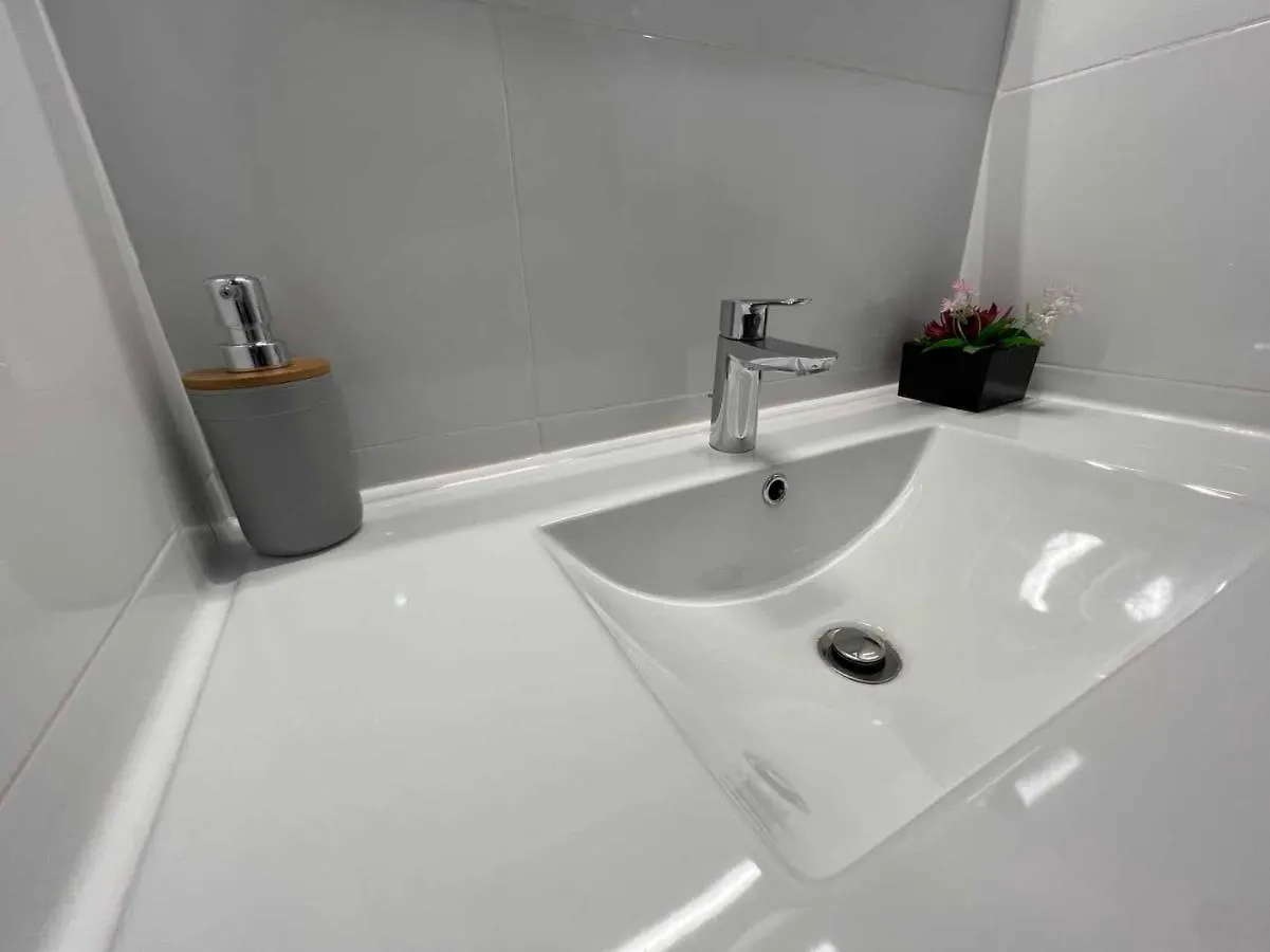 New Camp Nou Apartment/Diret Airport,Beautiful L'Hospitalet de Llobregat Apartment
