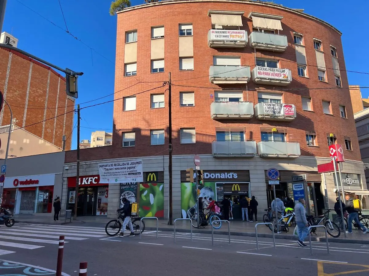 New Camp Nou Apartment/Diret Airport,Beautiful L'Hospitalet de Llobregat Spain