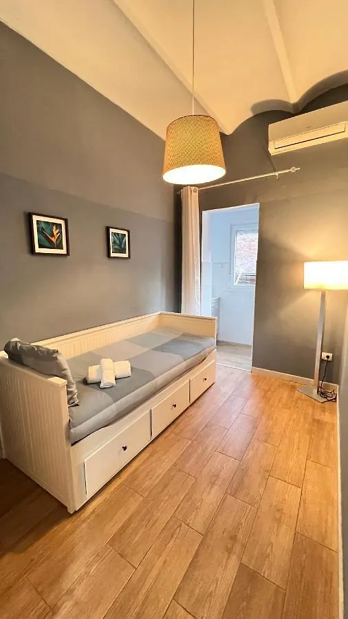 New Camp Nou Apartment/Diret Airport,Beautiful L'Hospitalet de Llobregat Apartment