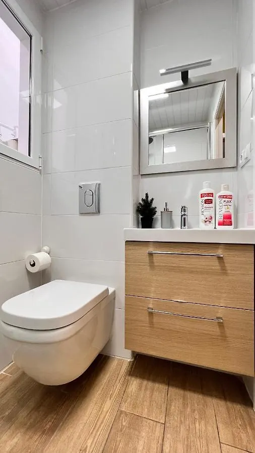 New Camp Nou Apartment/Diret Airport,Beautiful L'Hospitalet de Llobregat